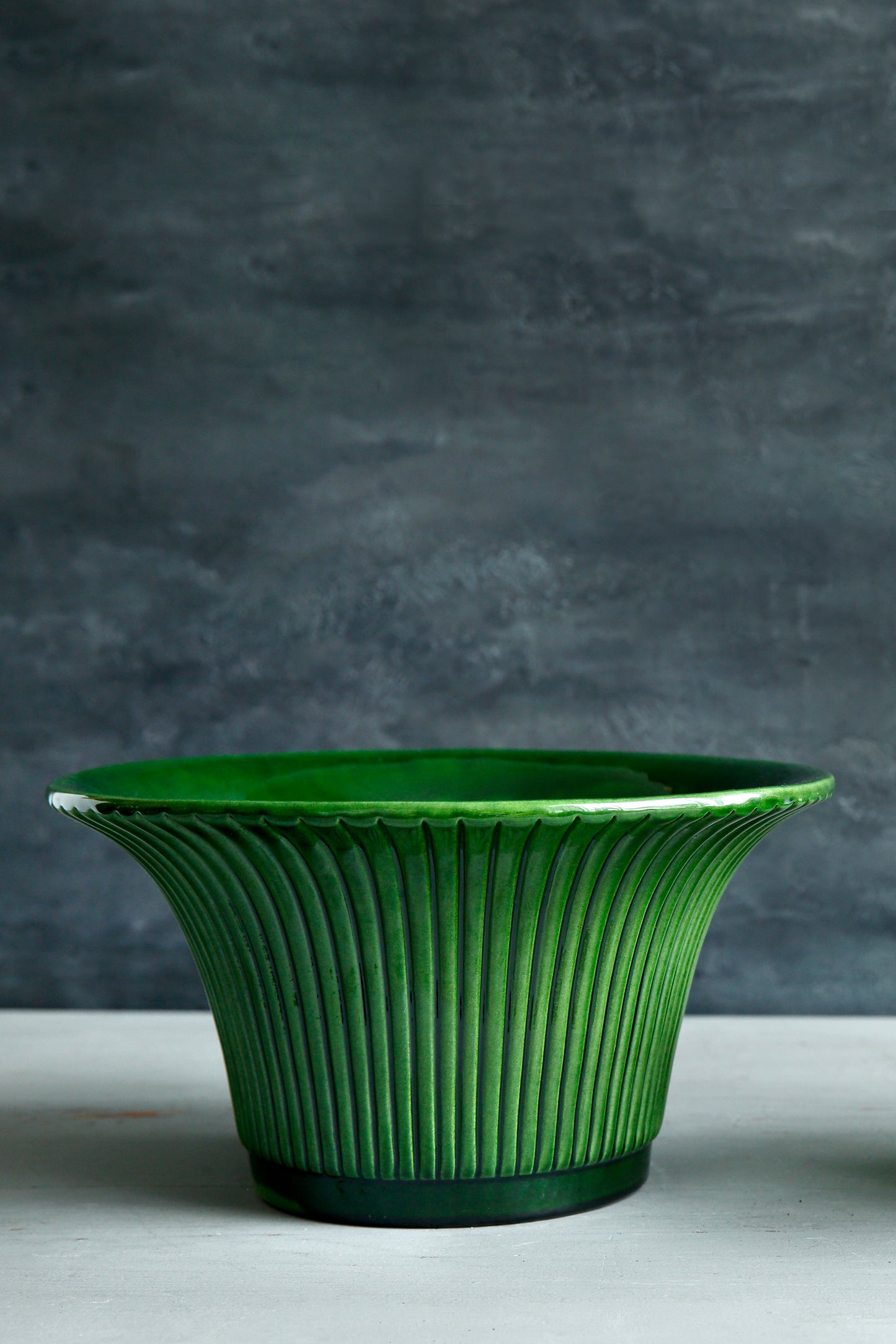 Daisy Pot in Glazed Green