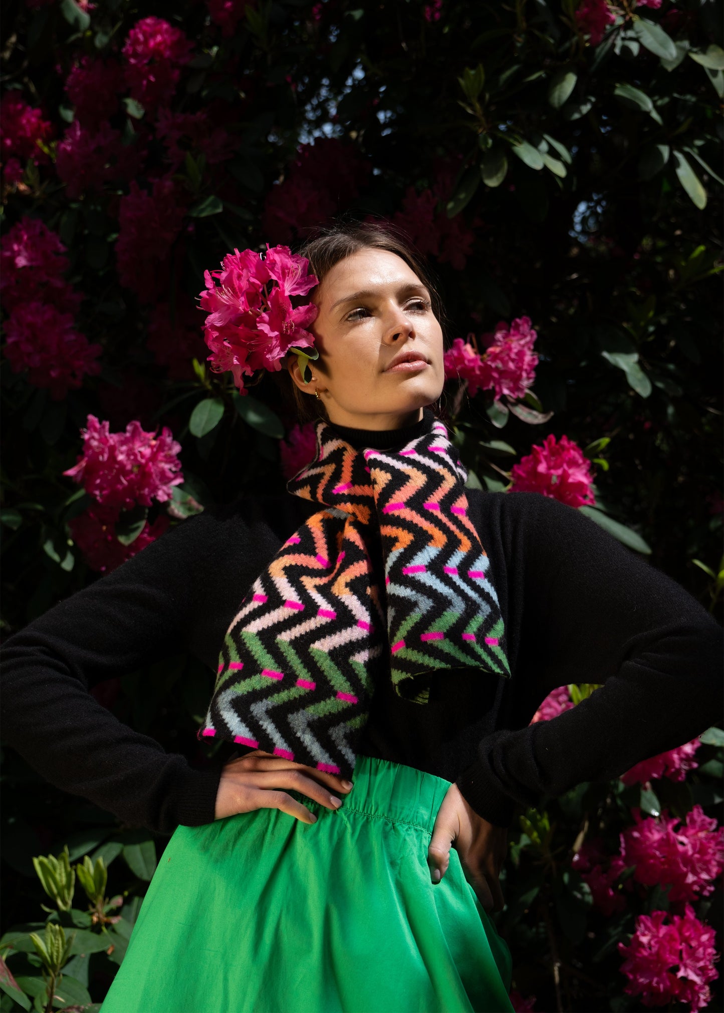 Small Zig Zag Scarf in Hibiscus