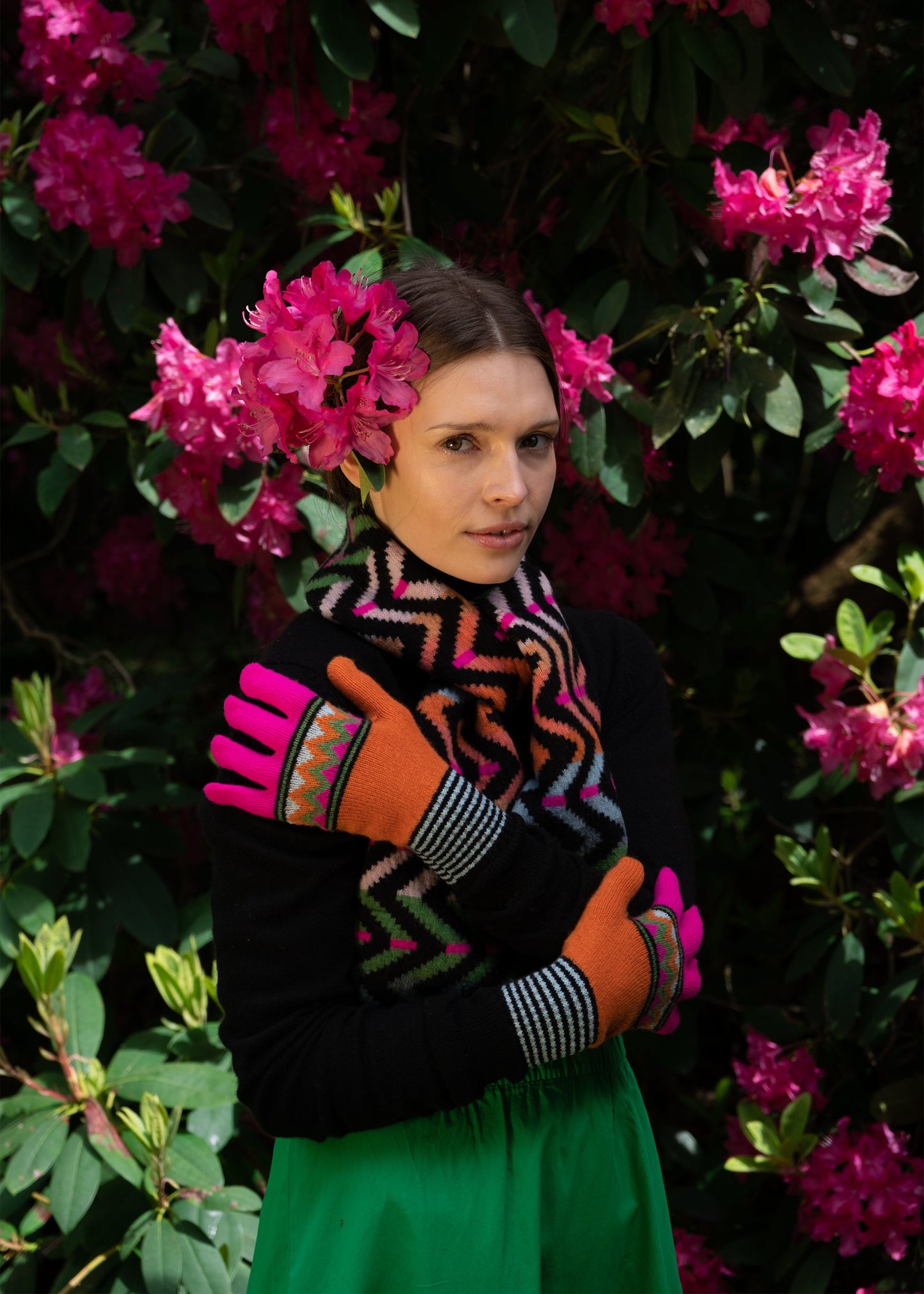 Zig Zag Gloves in Orange and Fuchsia
