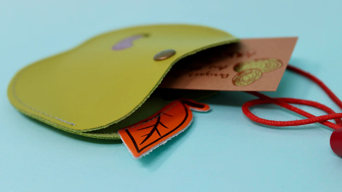 Apple Pocket Purse in Red