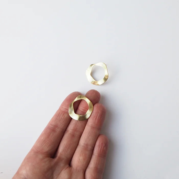 Flow Stud Earrings