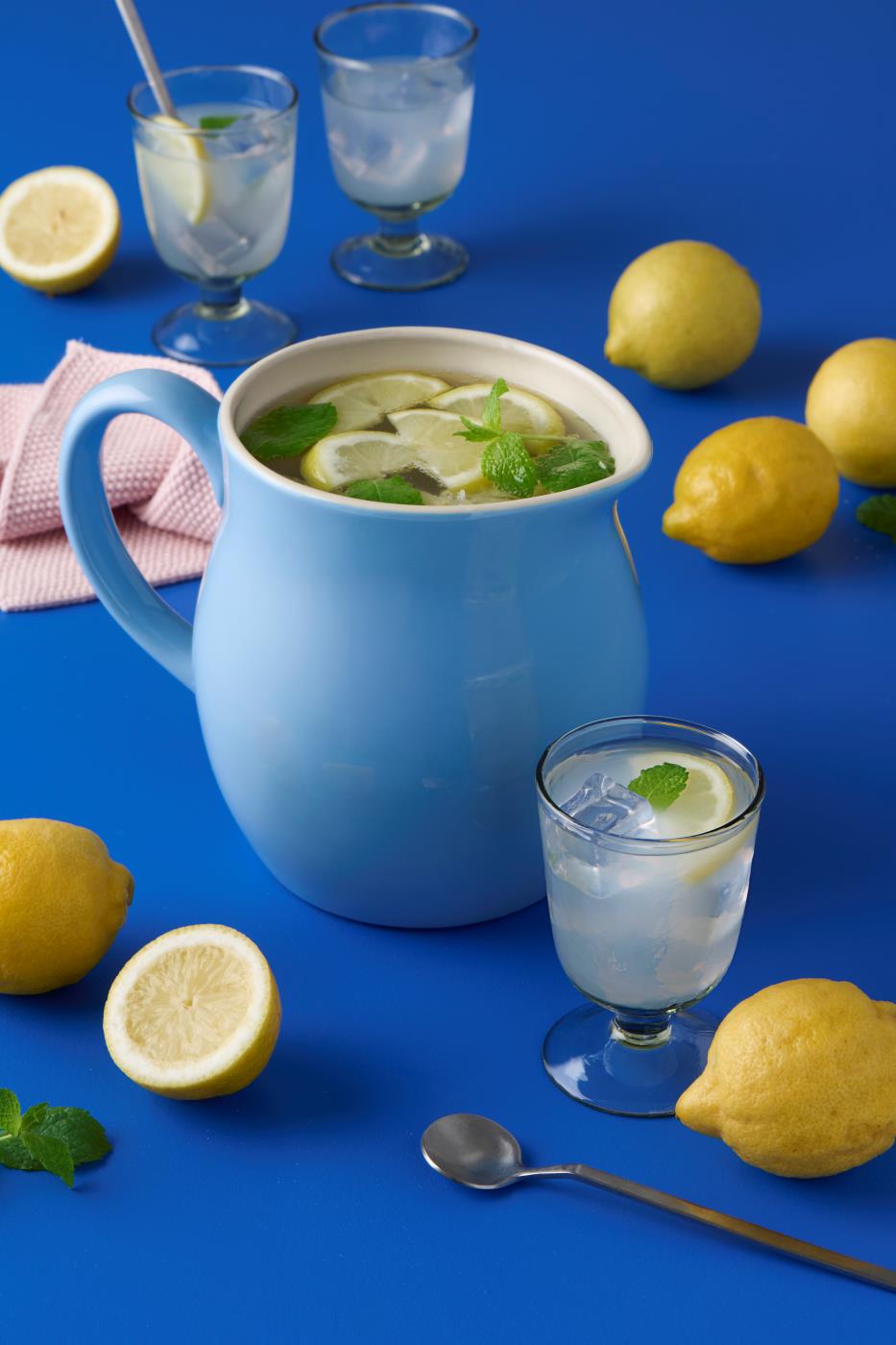 Hand-Blown Wine Glass  | Winchester Small