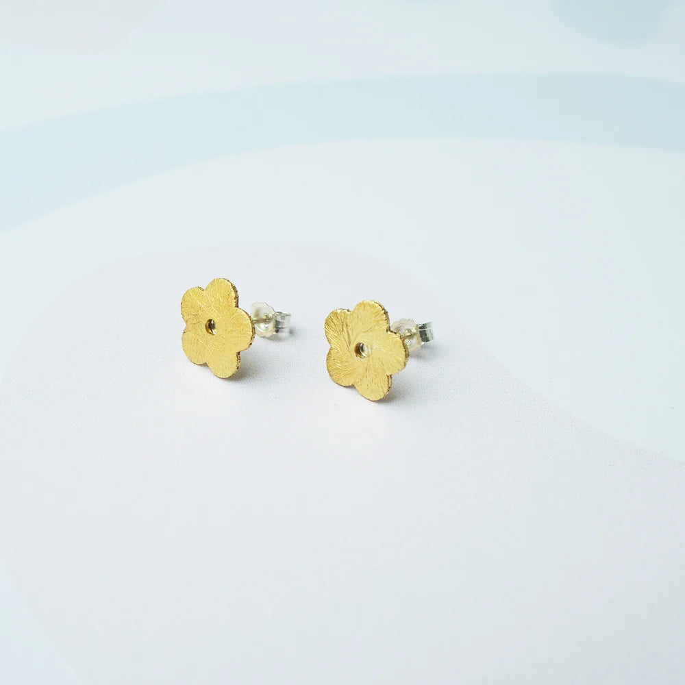 Minima Stud Earrings