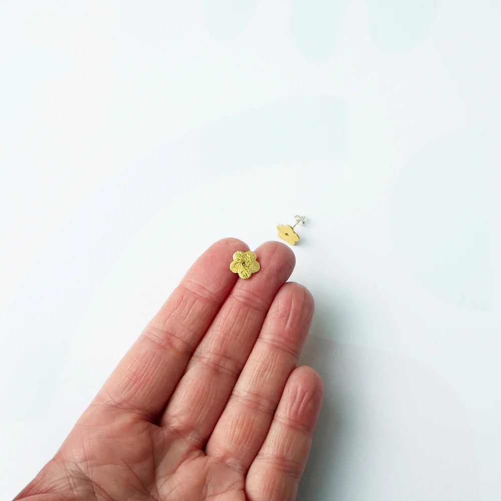 Minima Stud Earrings