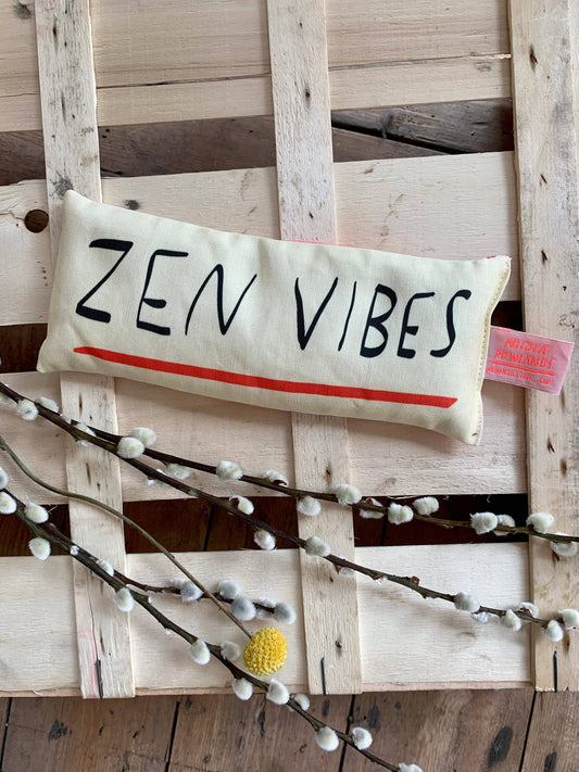 Lavender eyebag: ZEN VIBES