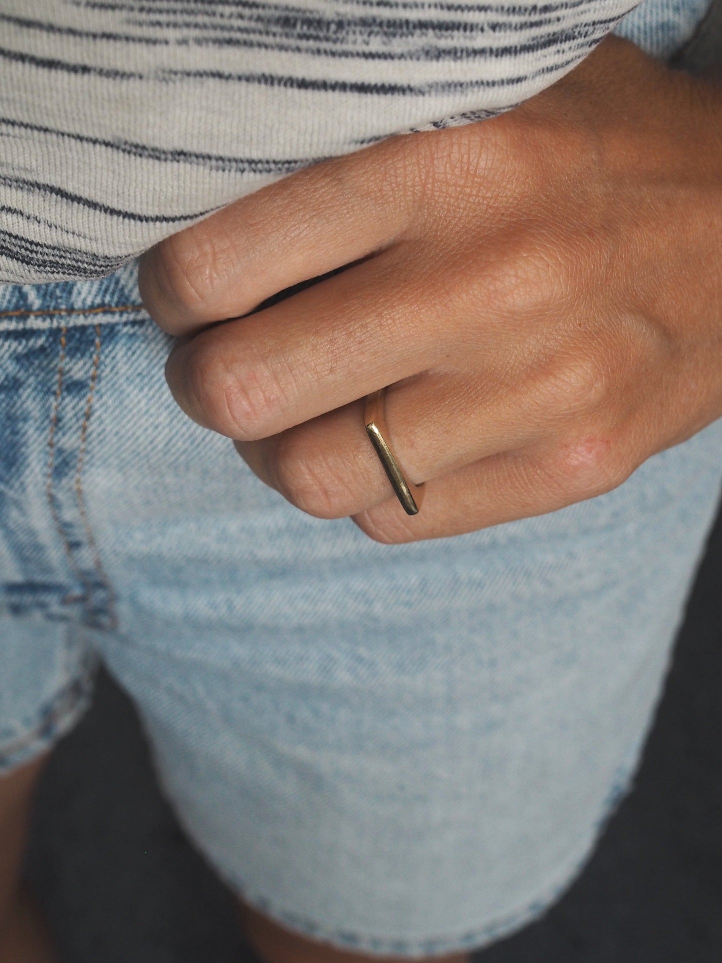 'Bonnie' D-Shape Ring in Brass