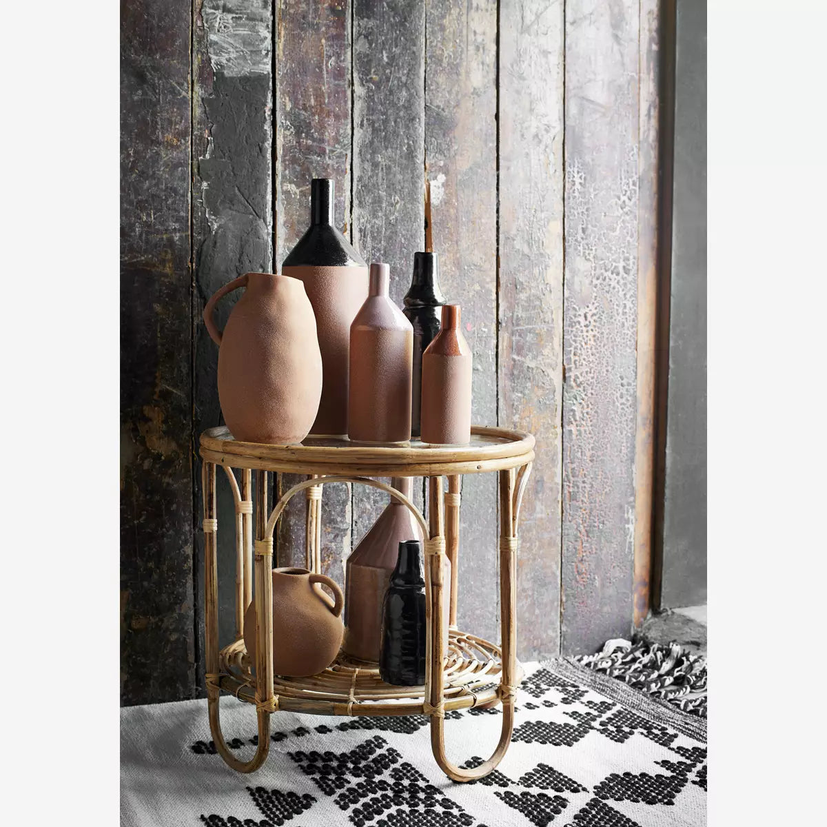 Stoneware Vase in Pink