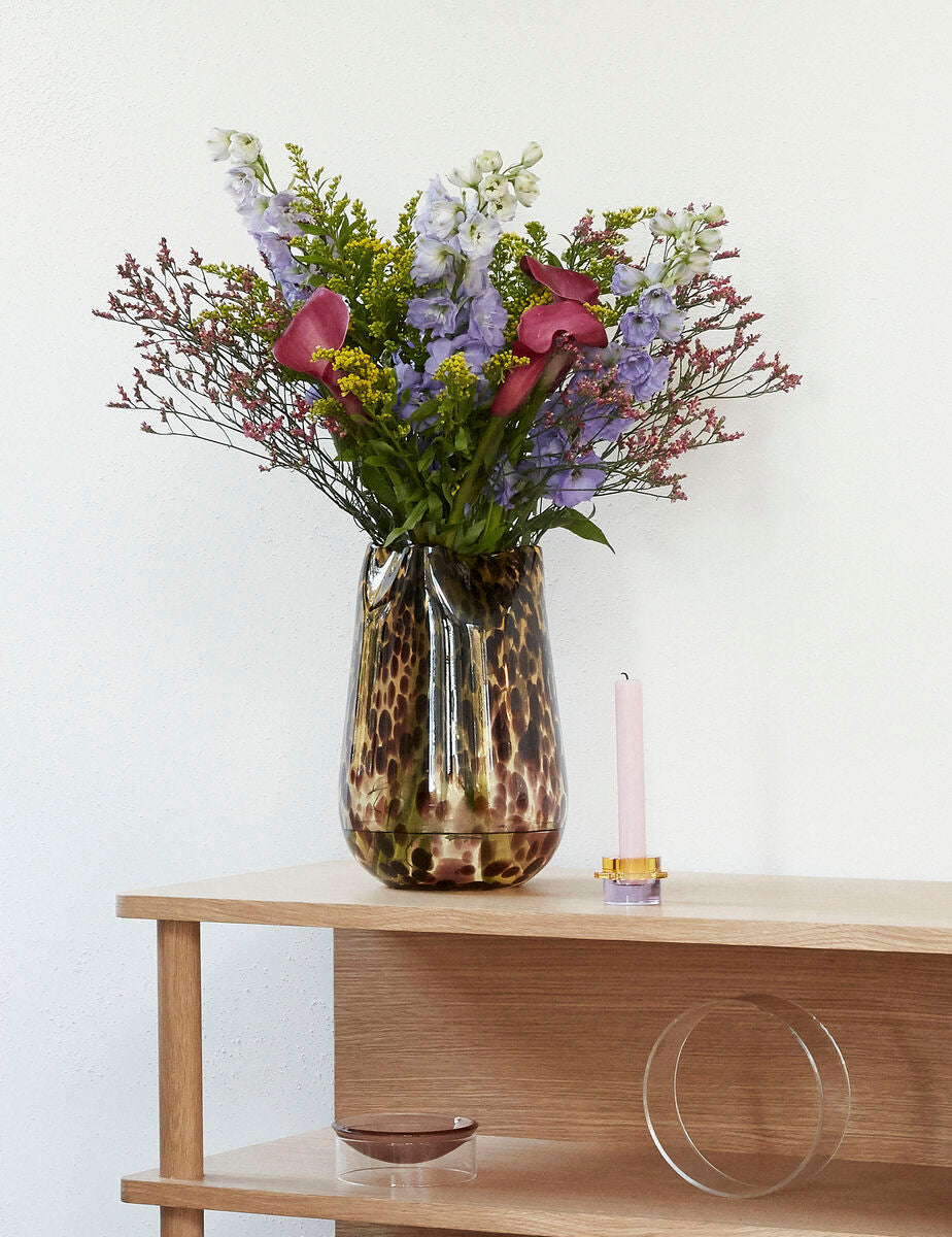 Leo Vase