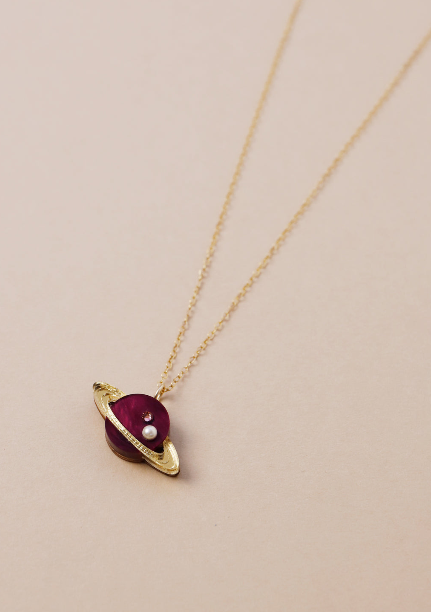 Saturn Necklace in Cherry