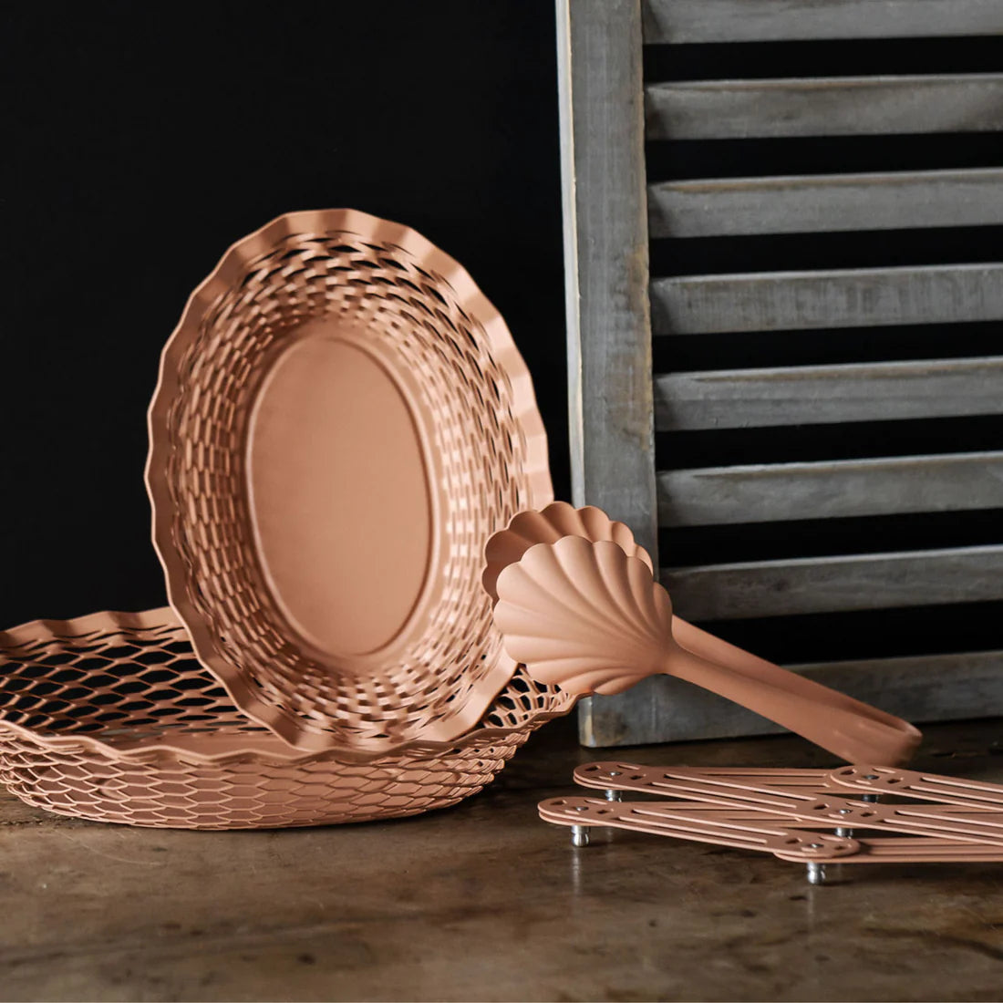 Oval Bread Basket in Various Vintage Colours