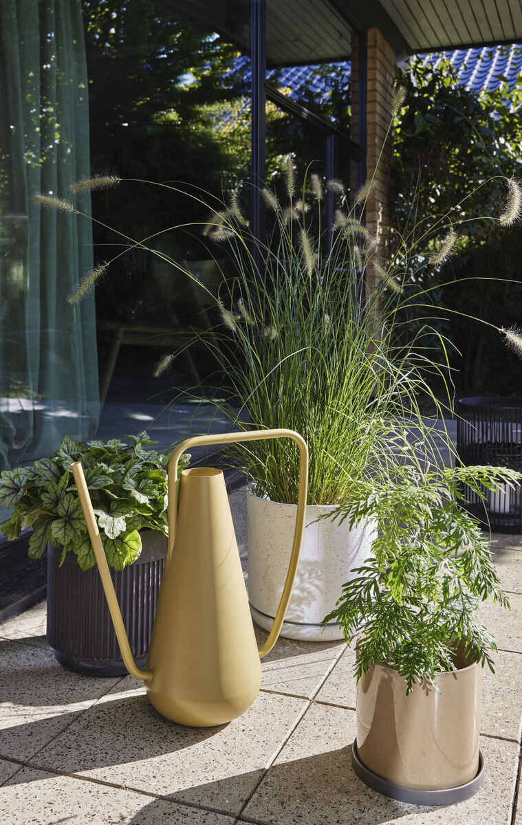 Terrace Plant Pot in Grey