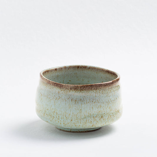 The lovely choco mint bowl is now in a Matcha&nbsp;Bowl version and with a beautiful shinny glaze finish