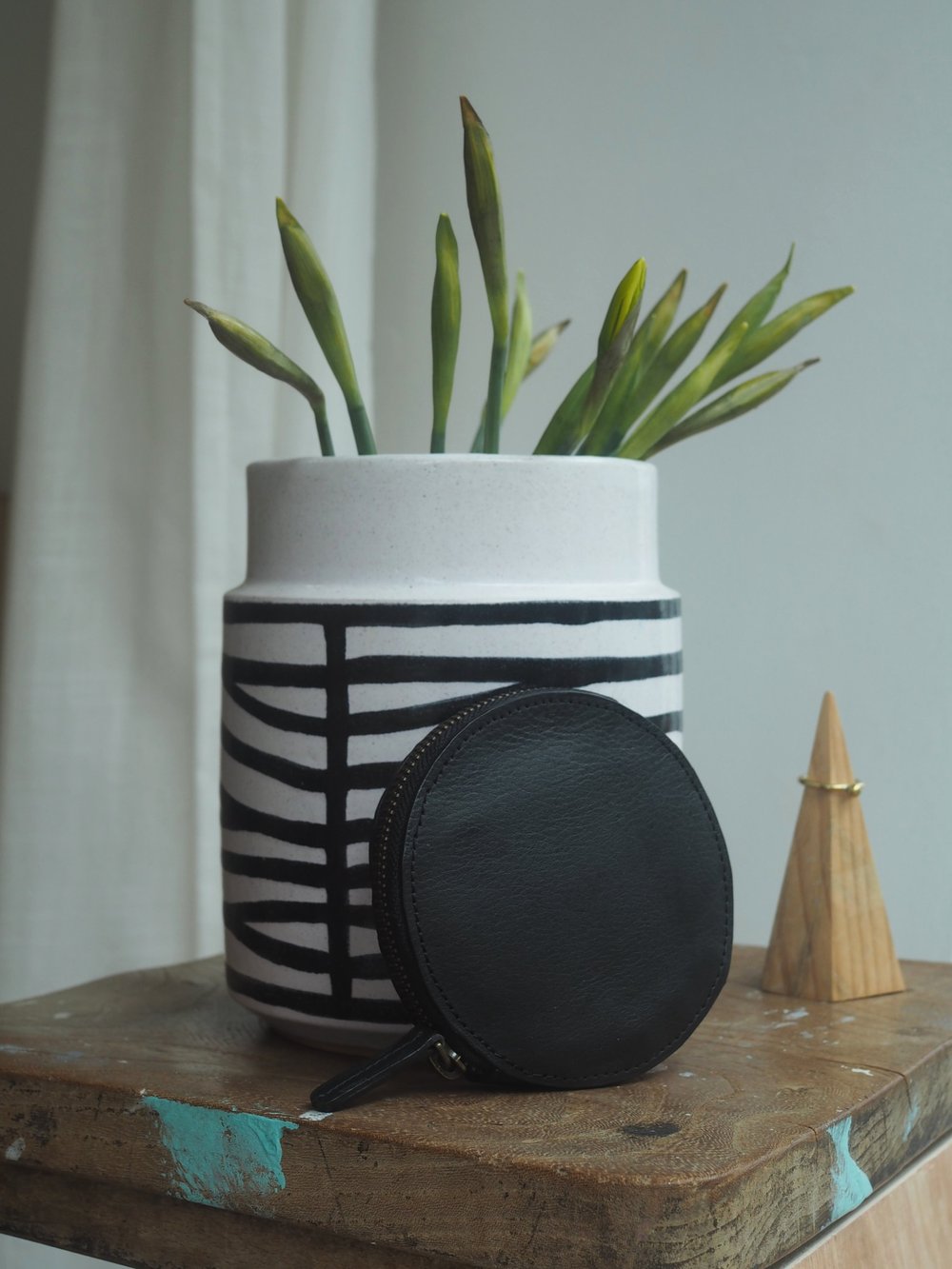 The Every Space black leather Saffron Purse by Roake Studio