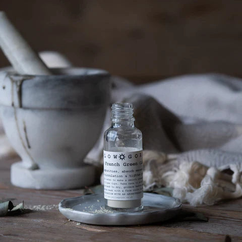 The Every Space glass bottle of deep cleansing Clay Mask in powder form by Yellow Gorse