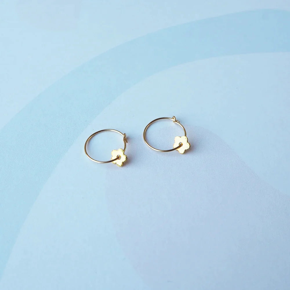 Minima Hoop Earrings