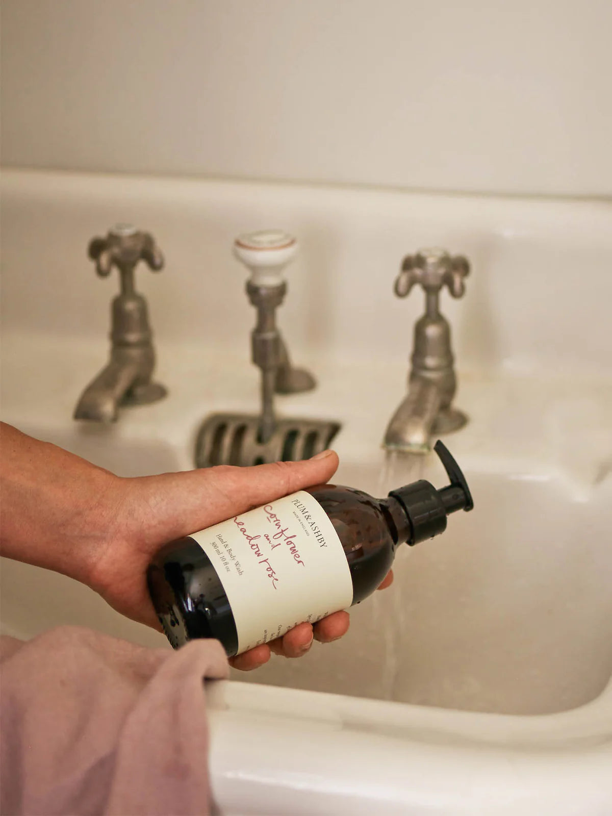 Cornflower & Meadow Rose Hand & Body Wash