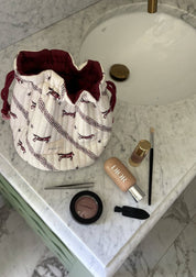 Cotton Wash Bag in Cream Gallop