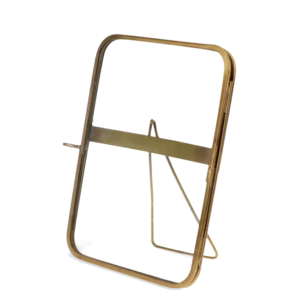 Rounded Standing Brass Frame (2 sizes)