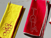 Vine tomato linen napkins, further view