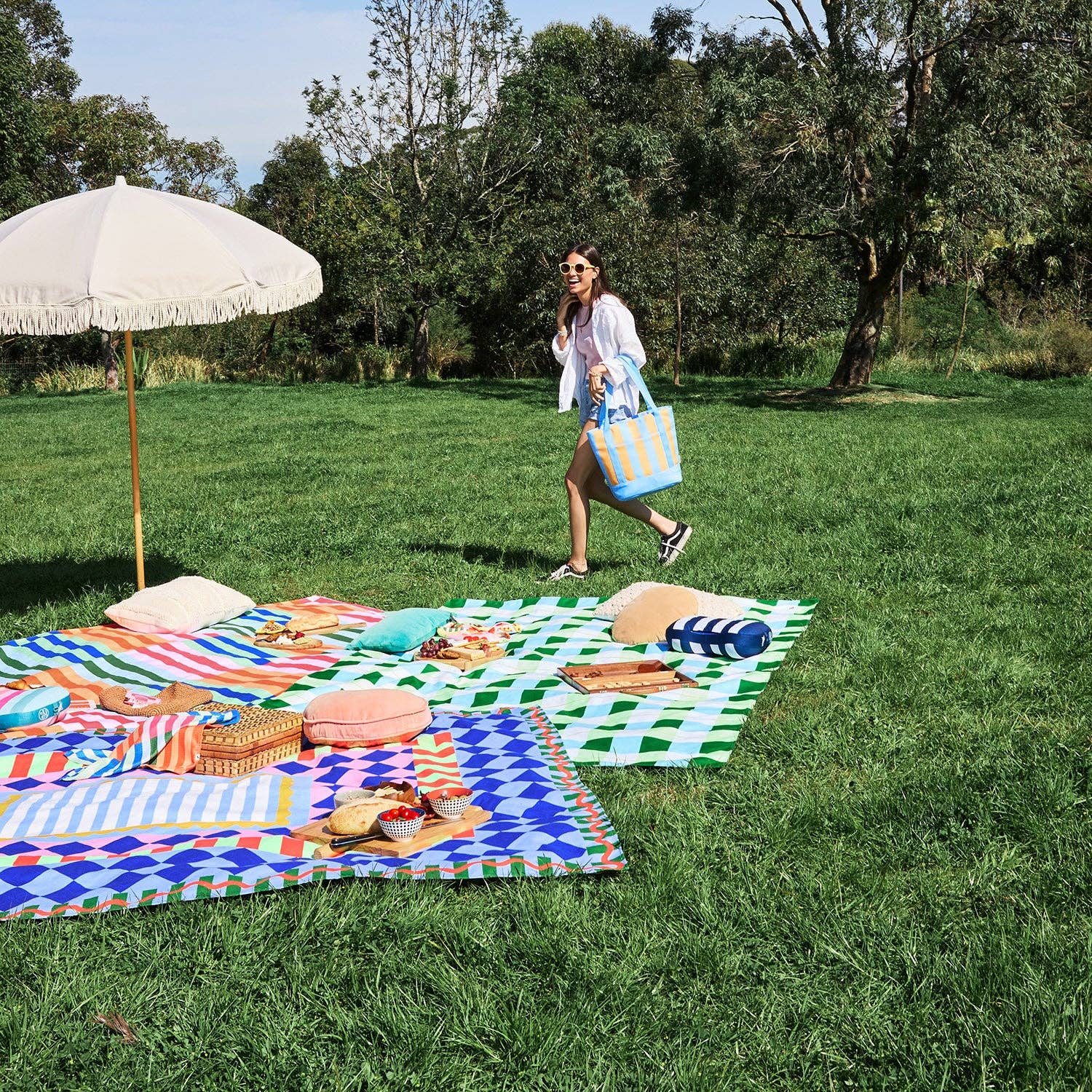 Dock & Bay Picnic Blanket | Apple Tart, Water Resistant Recycled Fabric