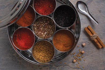 AFRICAN & MIDDLE EASTERN SPICE TIN WITH 9 SPICES