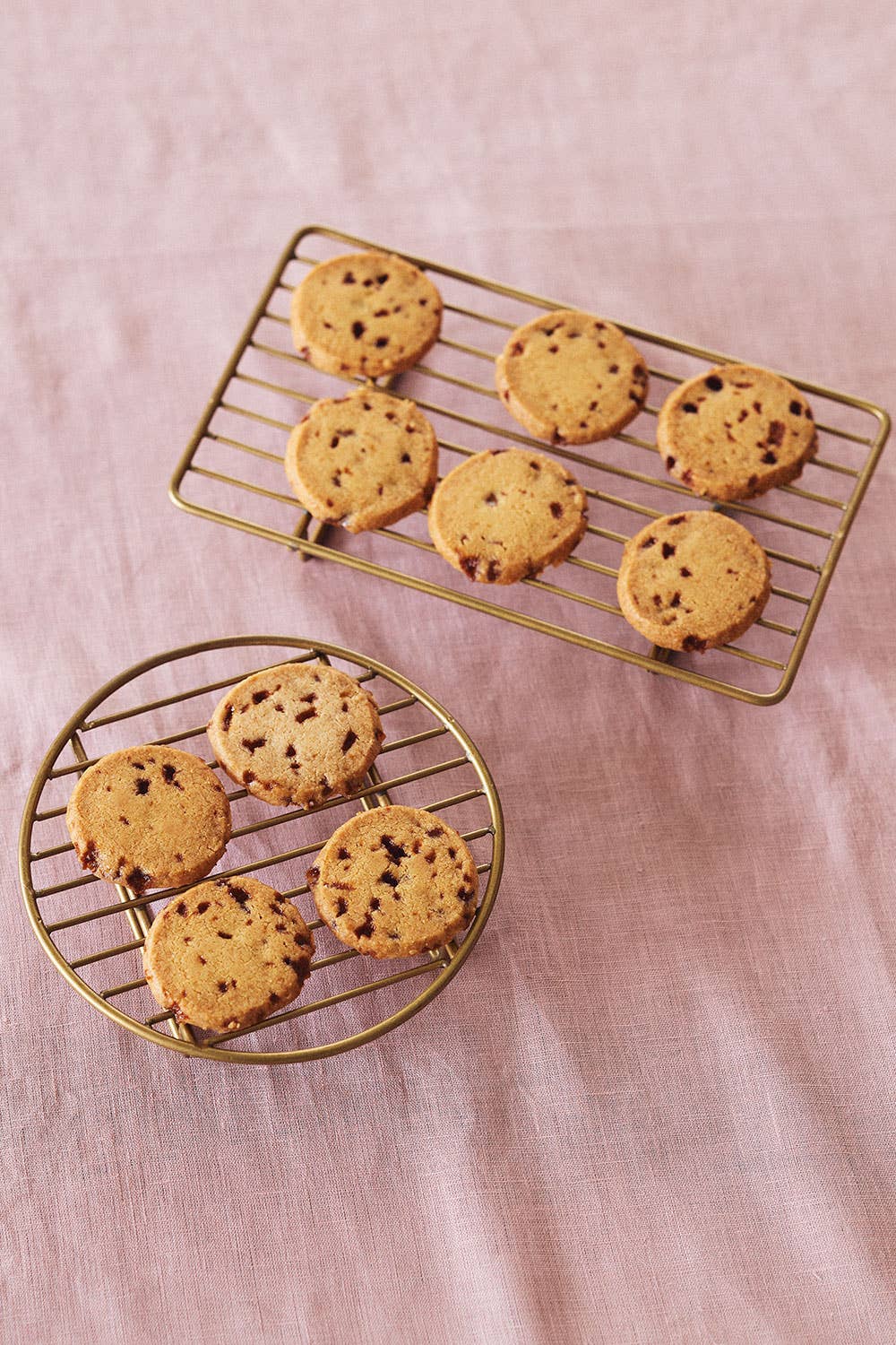 Brass Wire Stand | Round