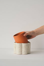 Self-Watering Pot | Paulita | Small Speckled white
