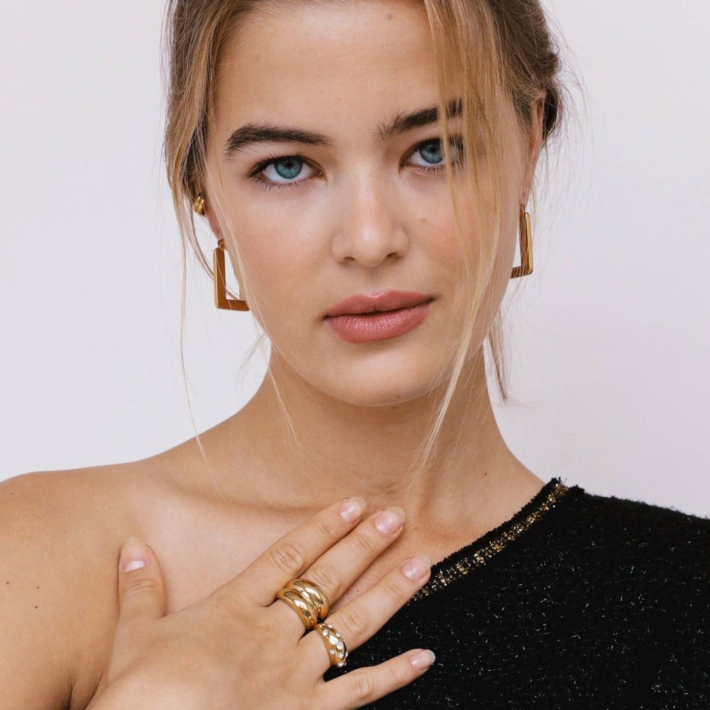 Hazel Earrings - Waterproof