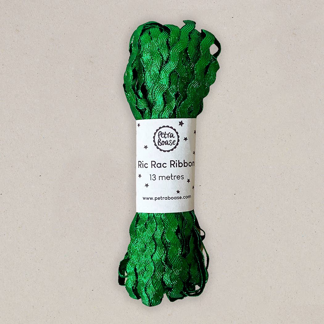 Emerald Green Metallc Ric Rac Ribbon, 13m