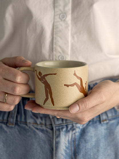 Harlow Stoneware Mug in Brown