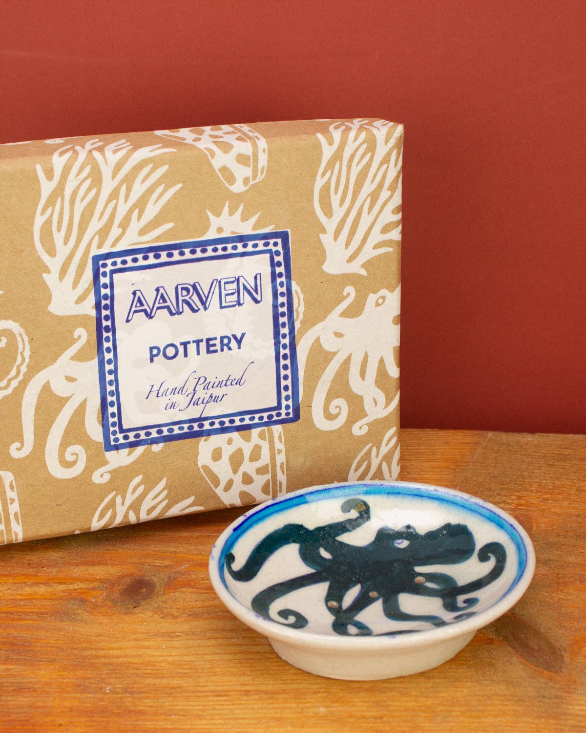 Blue Bird soap dish, further view