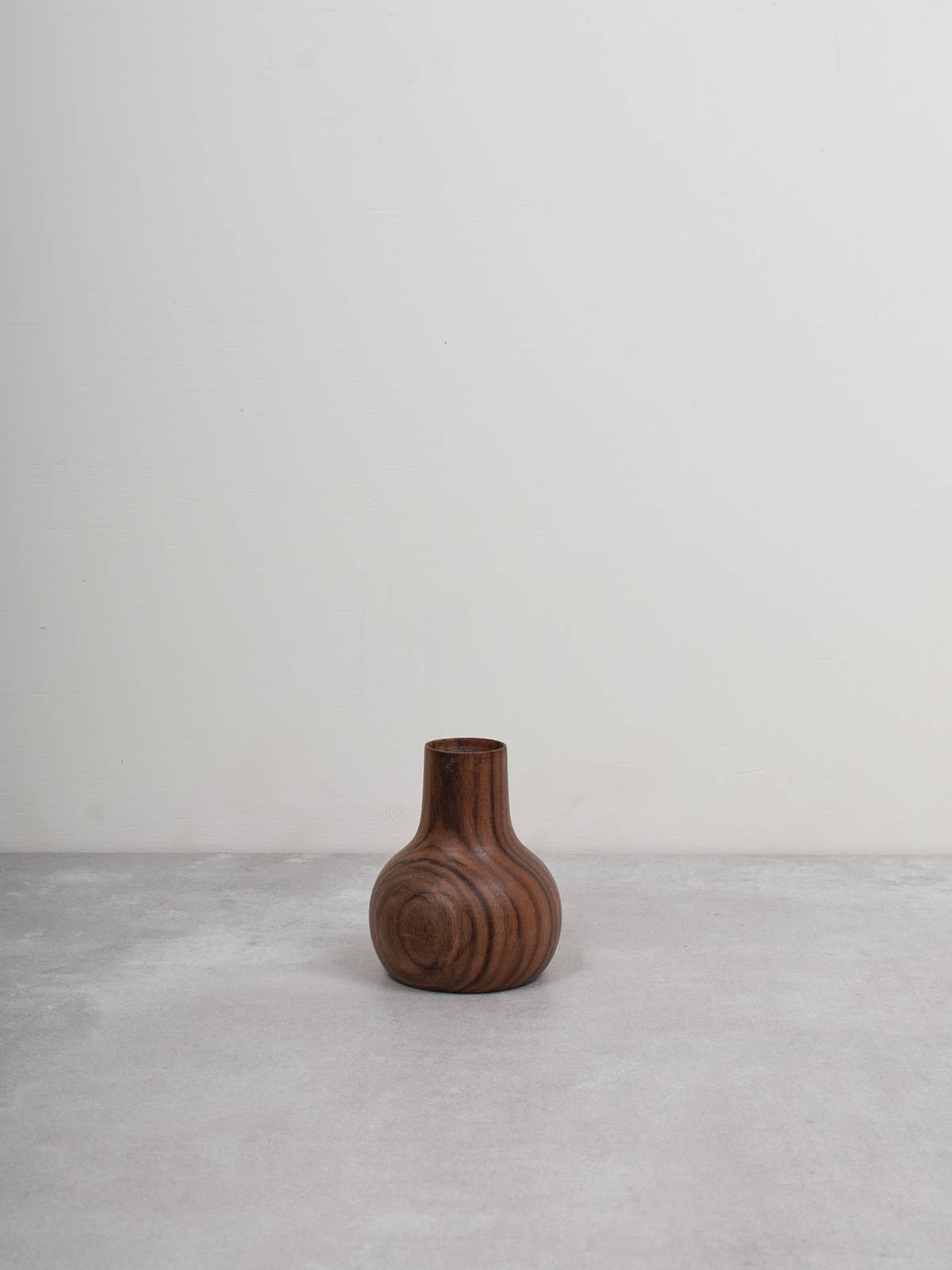 Walnut Wood Mini Vase, Nina: Large