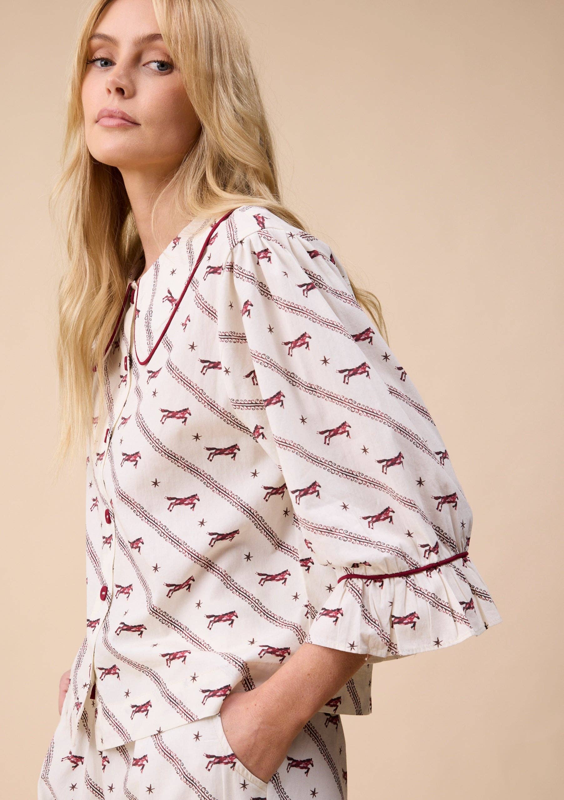 Cropped Cotton Pyjamas in Cream Gallop