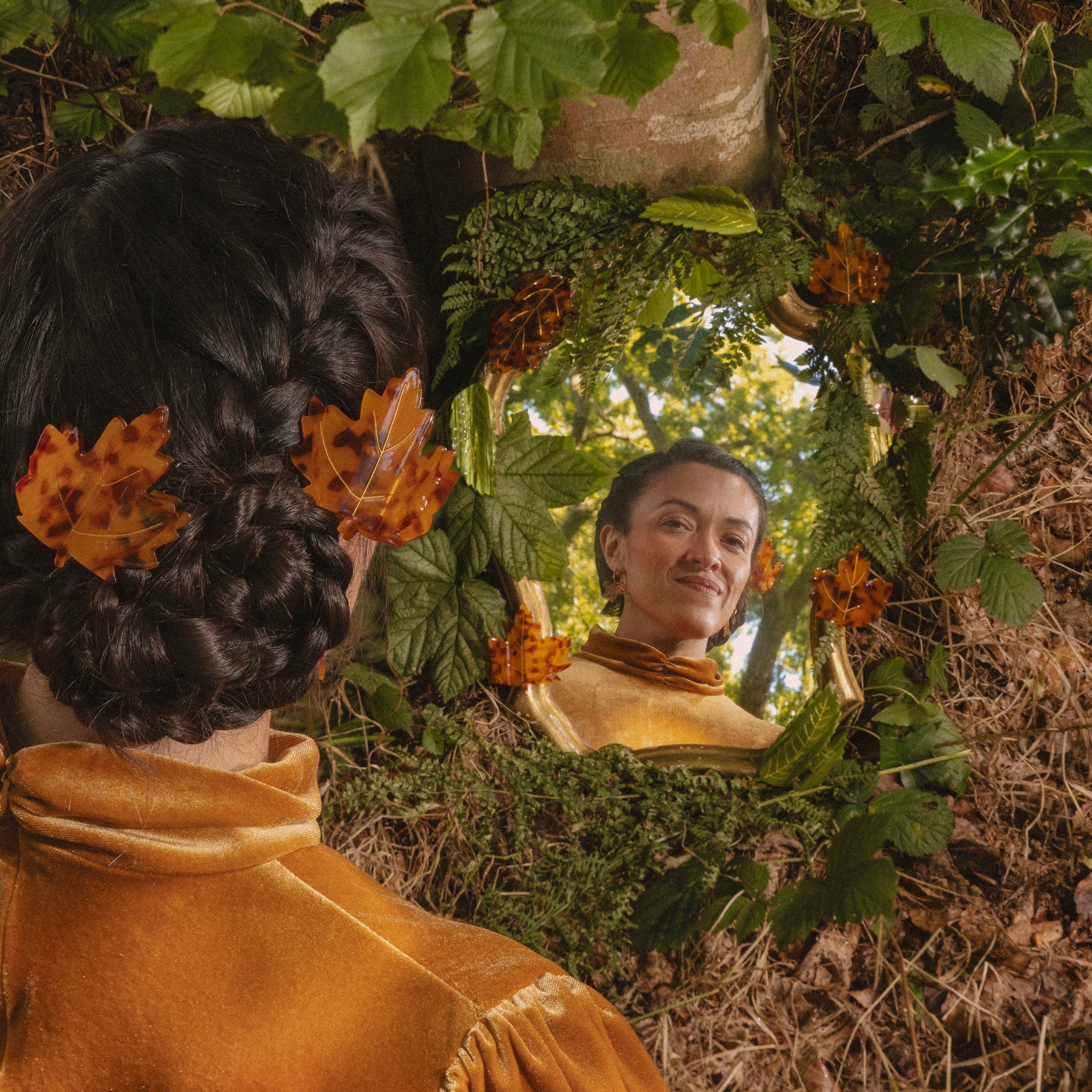 Maple Leaf Hair Claw