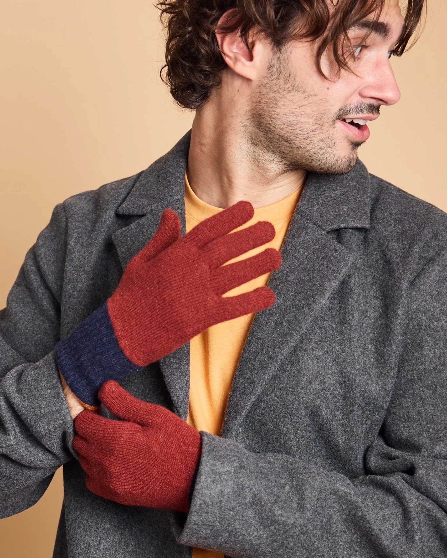Catherine Tough charcoal, brown and yellow colour block men's lambswool gloves