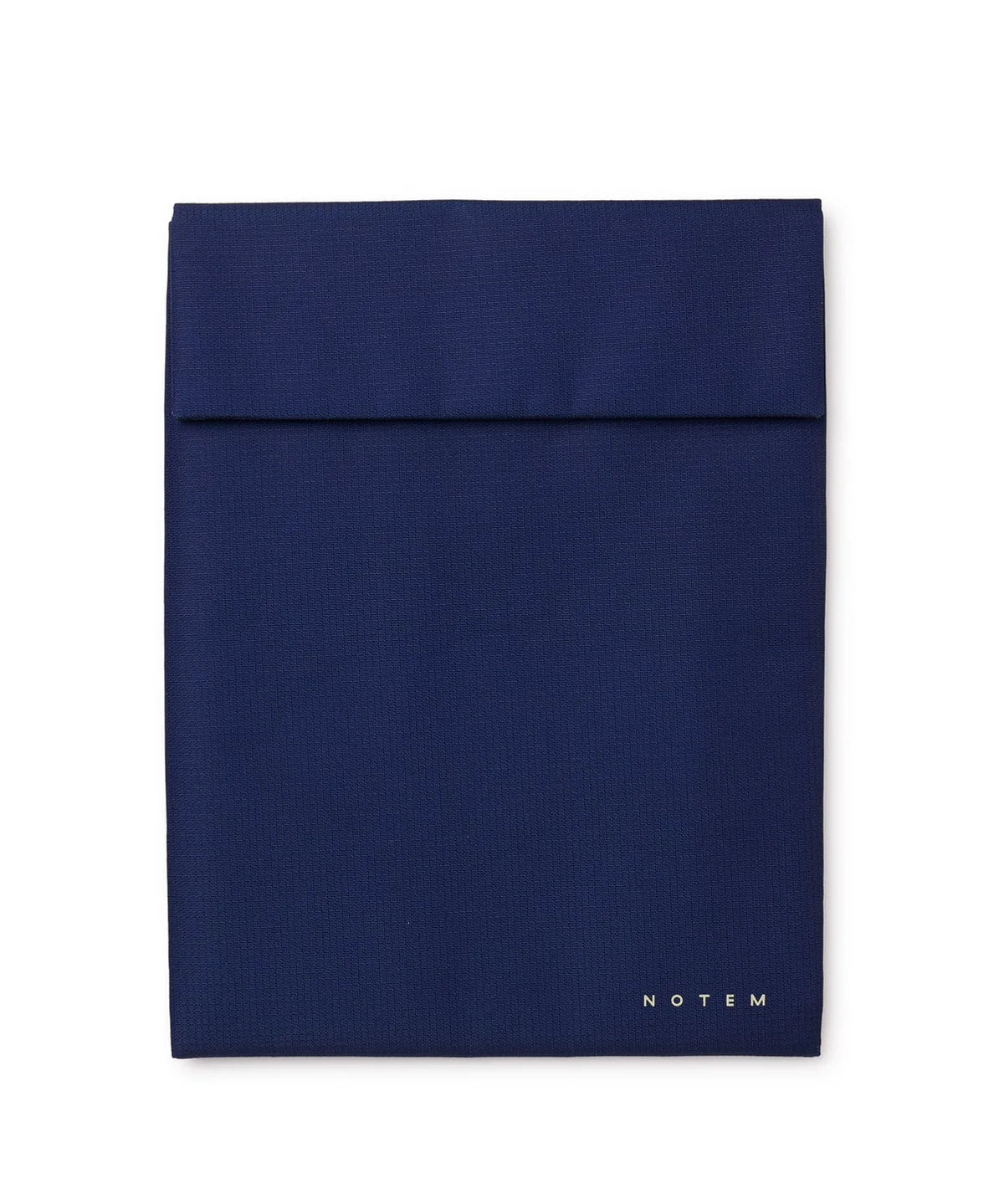 Notem-bags-019-Hi-m-skygge-min.webp