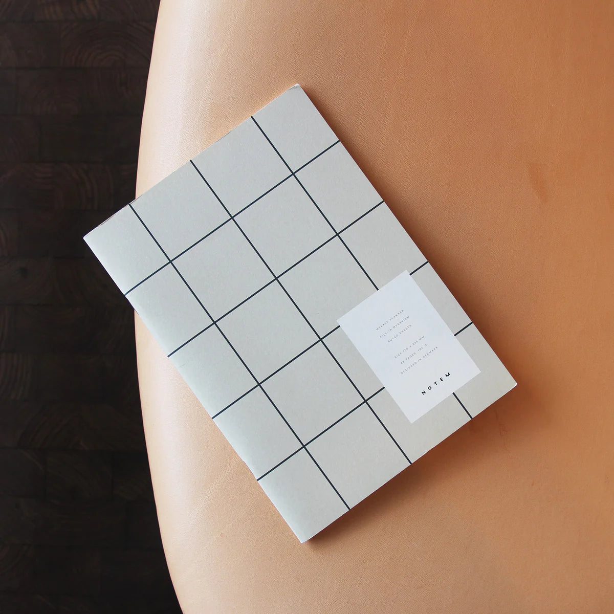 Milo Weekly Planner in Light Grey