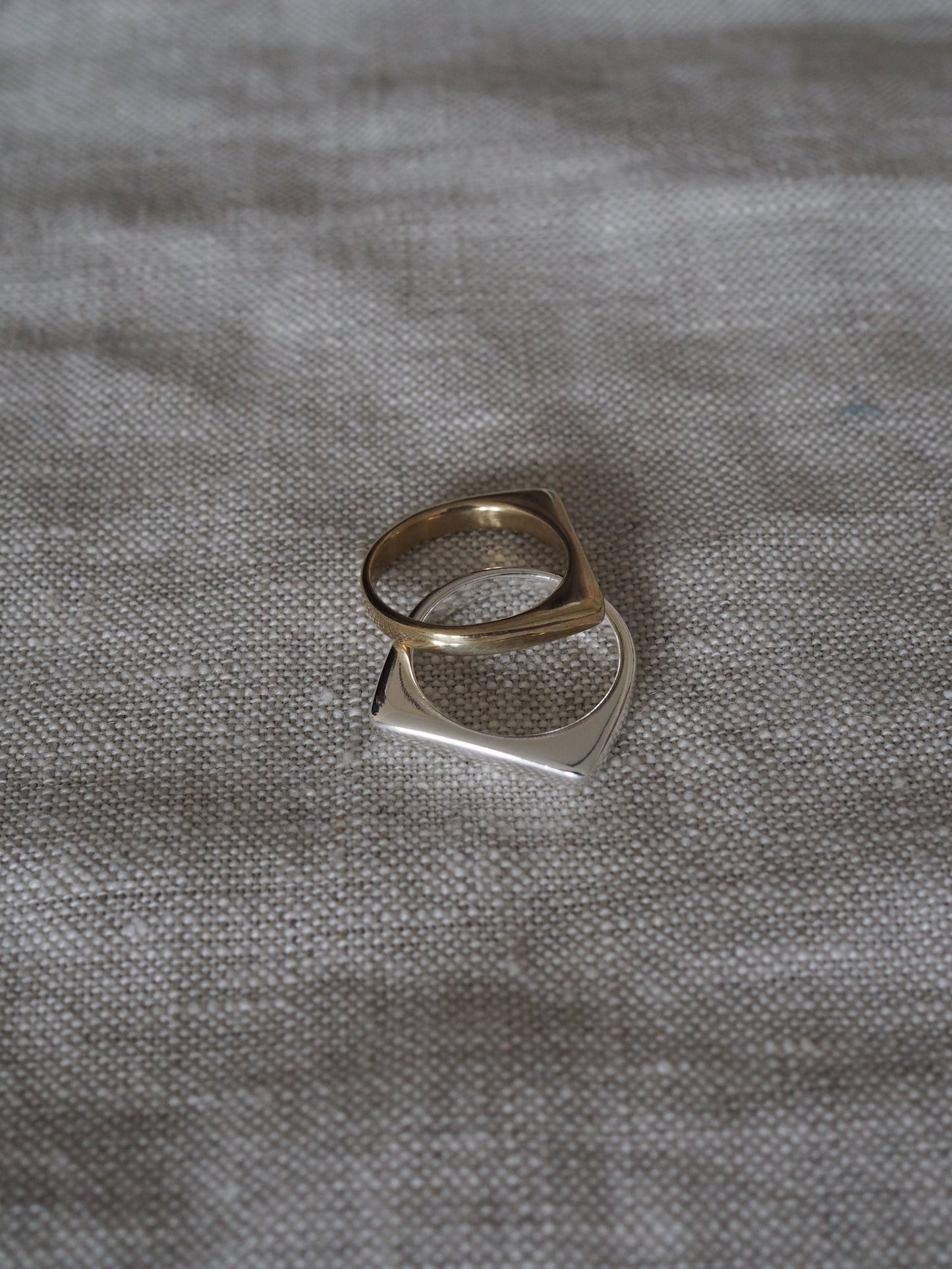 'Bonnie' D-Shape Ring in Brass