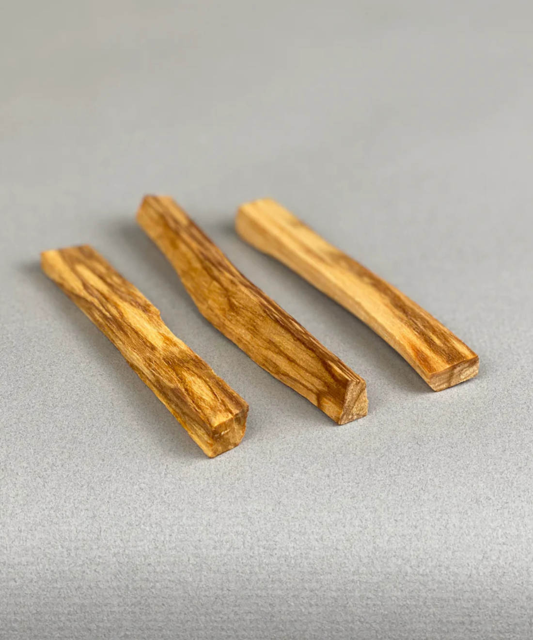 PALO-SANTO-WOOD-INCENSE-STICK-INCAUSA-1.png