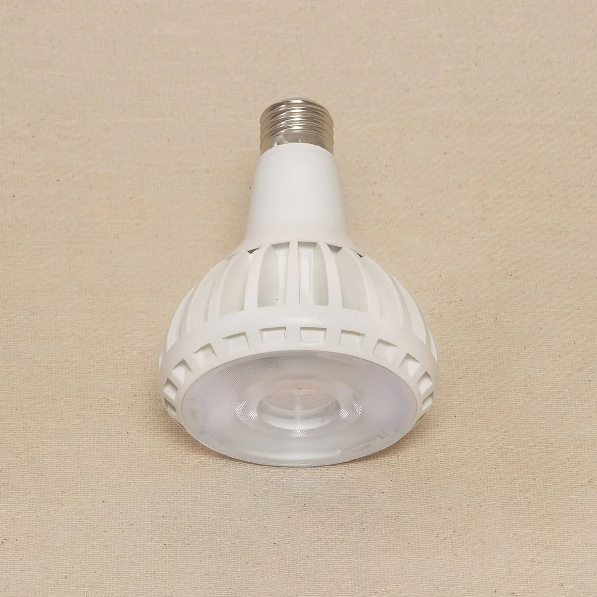 Pianta LED Grow Light Bulb in White