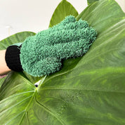 Leaf Love Gloves - Microfiber dusting gloves for plants