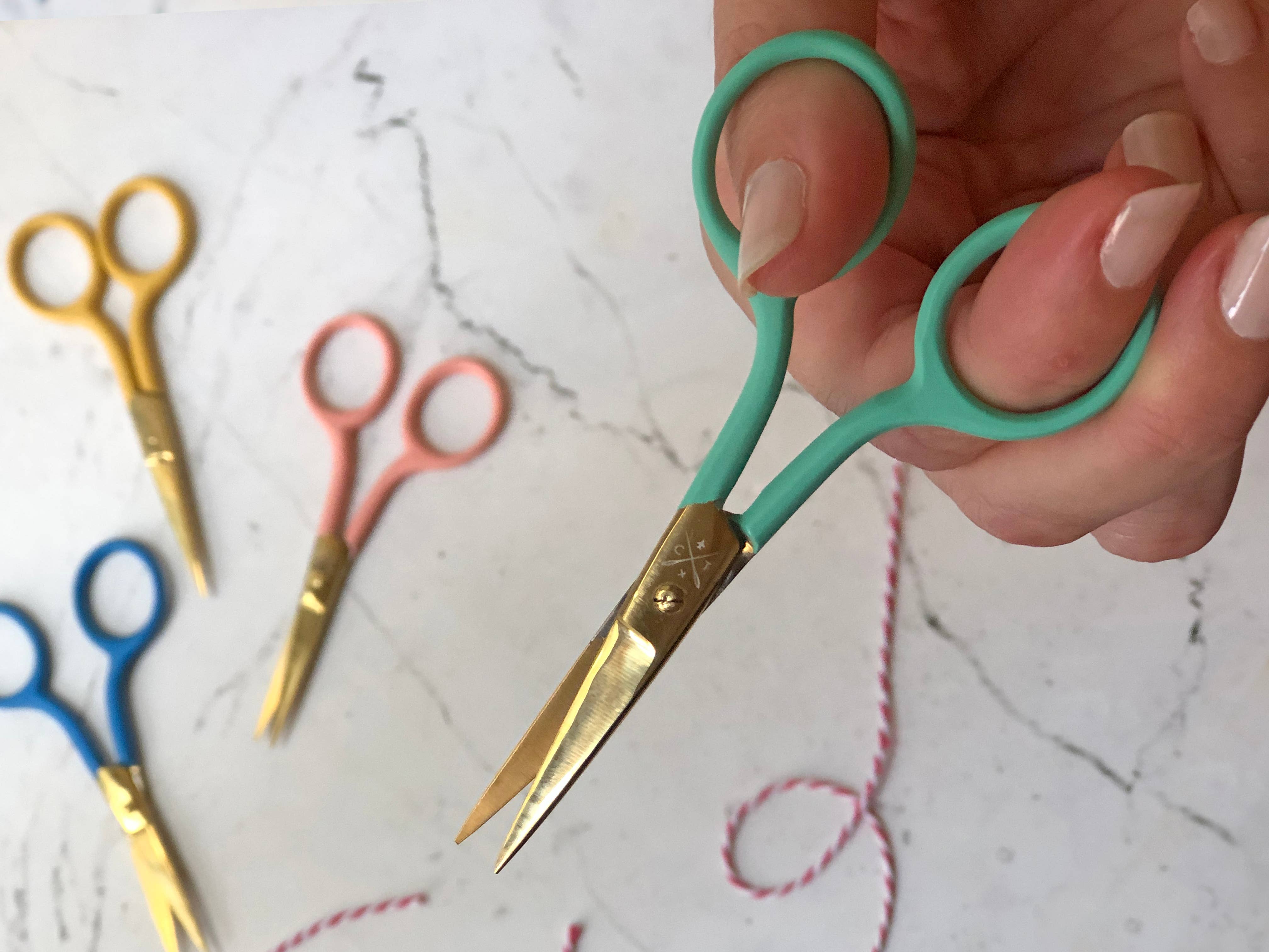 Embroidery Scissors | Yellow or Mint