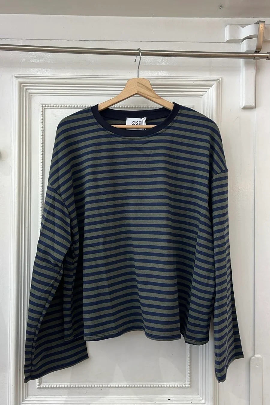 Anna Striped Crewneck | Khaki & Navy