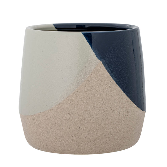 The Every Space stoneware Blumentopf Iness plant pot with geometric print in blue and neutral by Bloomingville