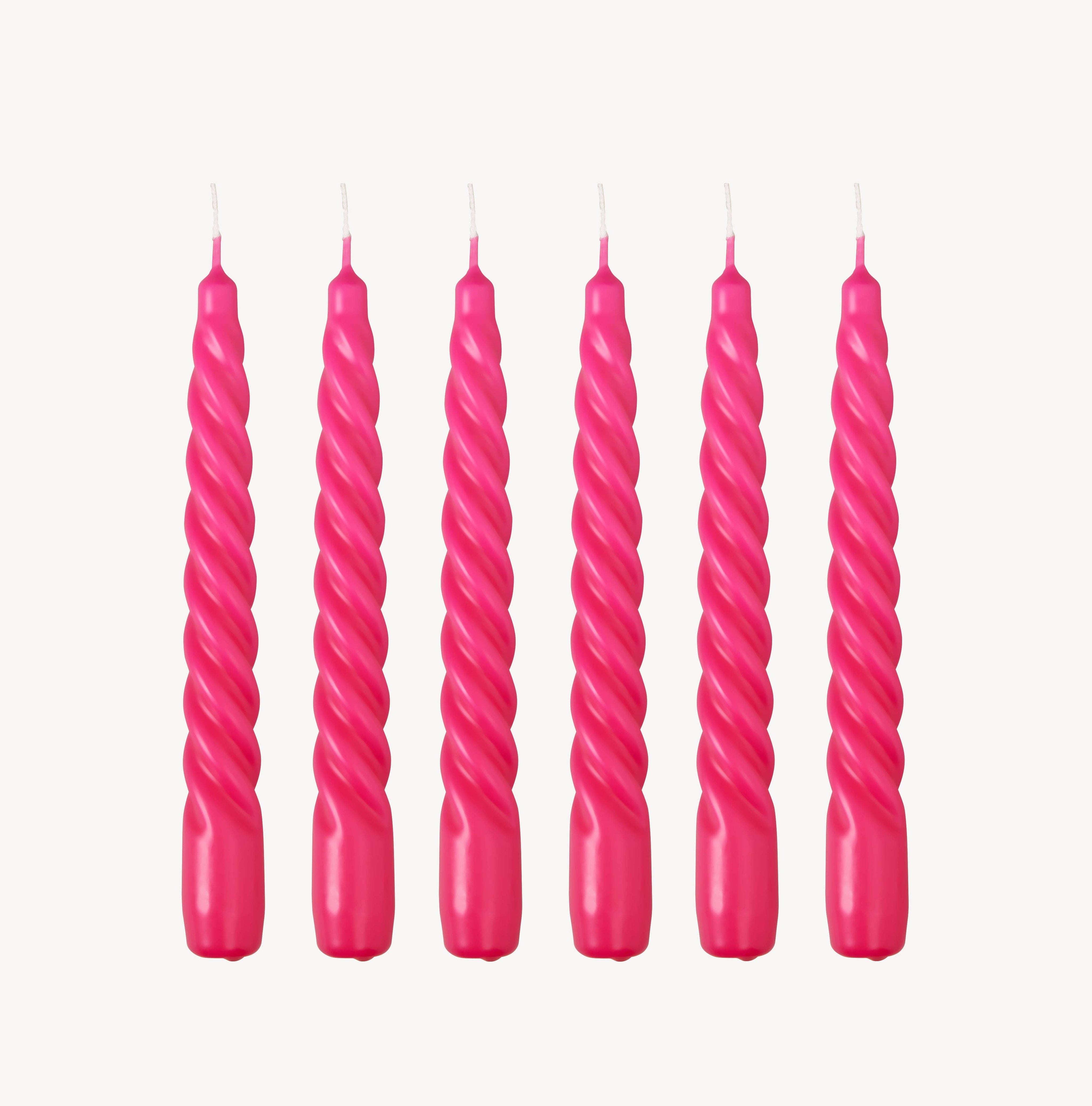 Candle Flair fuchsia pink twist dinner candle
Fuchsia pink hand dipped tapered dinner candle in a candlestick
Candle Flair twist dinner candle lit on a dinner table
Close up of the twist and tapered top on a fuchsia pink dinner candle