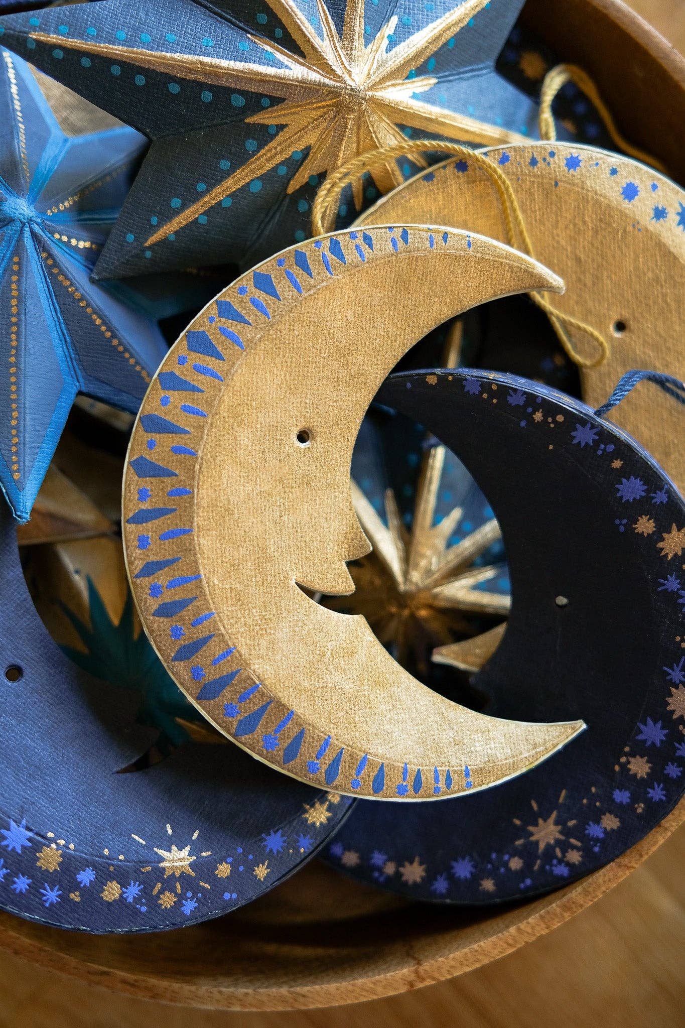 Golden Man on the Moon Screen-Printed Board Decoration