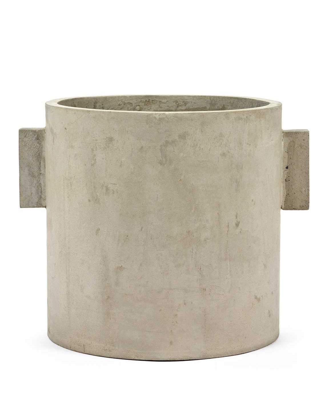 concrete-pot-handles-a.jpg