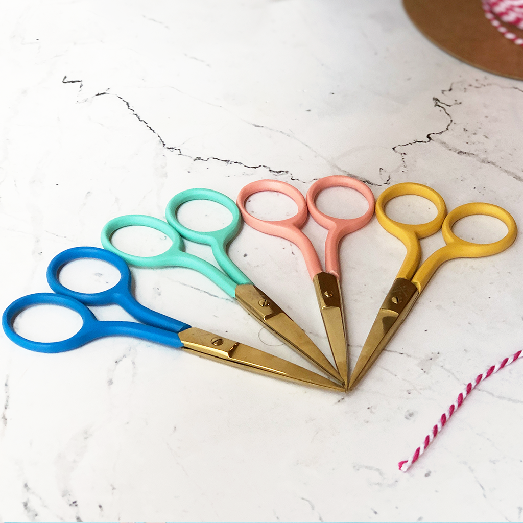 Embroidery Scissors | Yellow or Mint