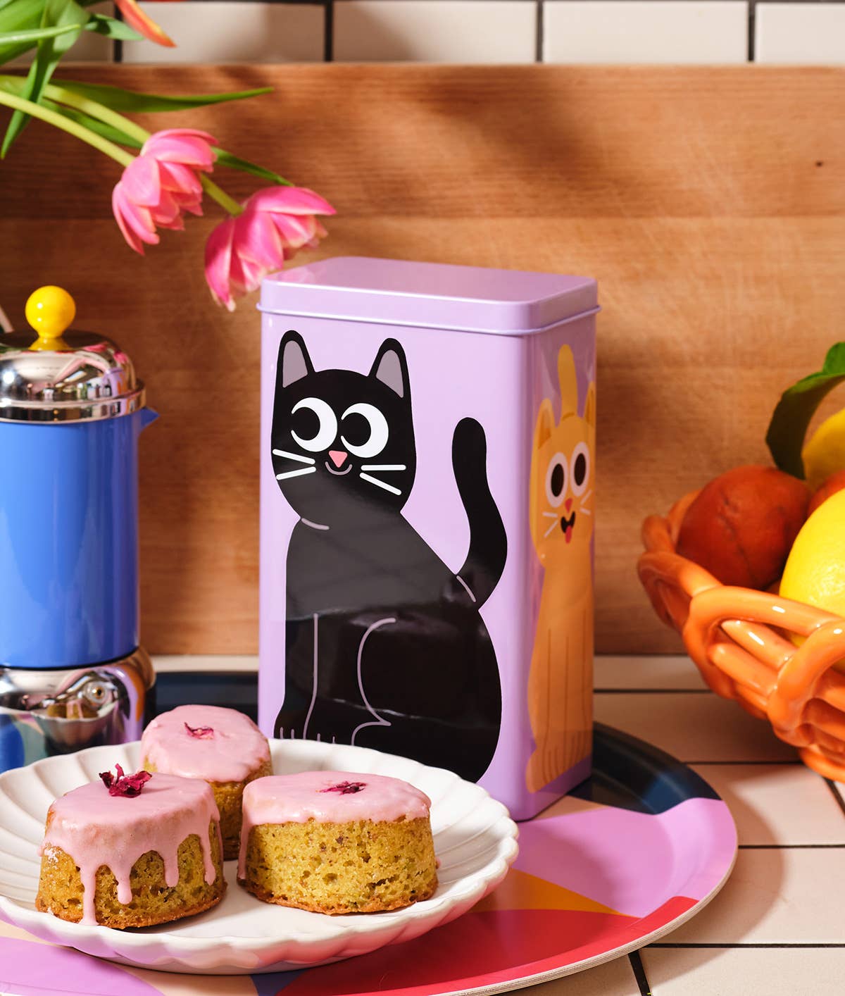 Wrap Coffee Tin | Elliot Kruszynski Artwork, With Scoop