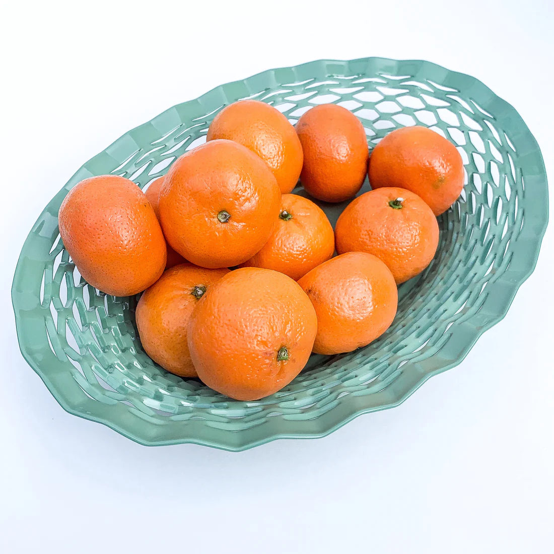 Oval Bread Basket in Various Vintage Colours